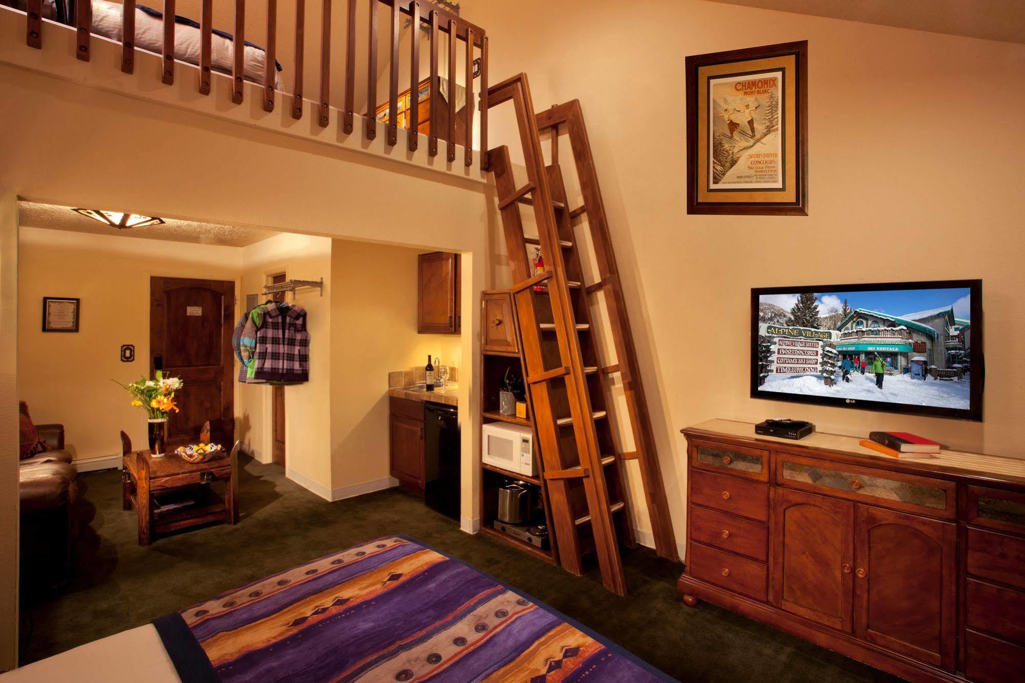 Alpine Village Suites Taos Ski Valley Exterior foto